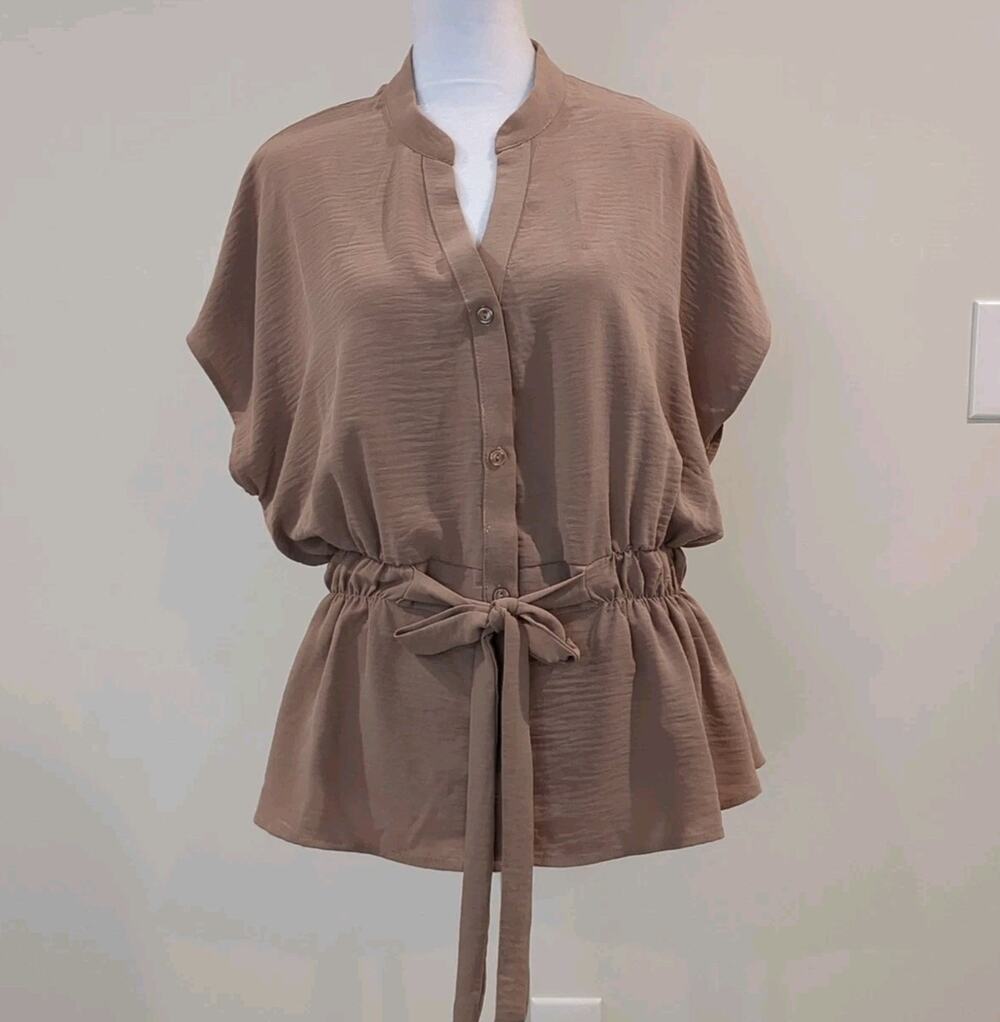 Fashion Nova Women's M Short Sleeve Blouse Tie Waist Tan Office City